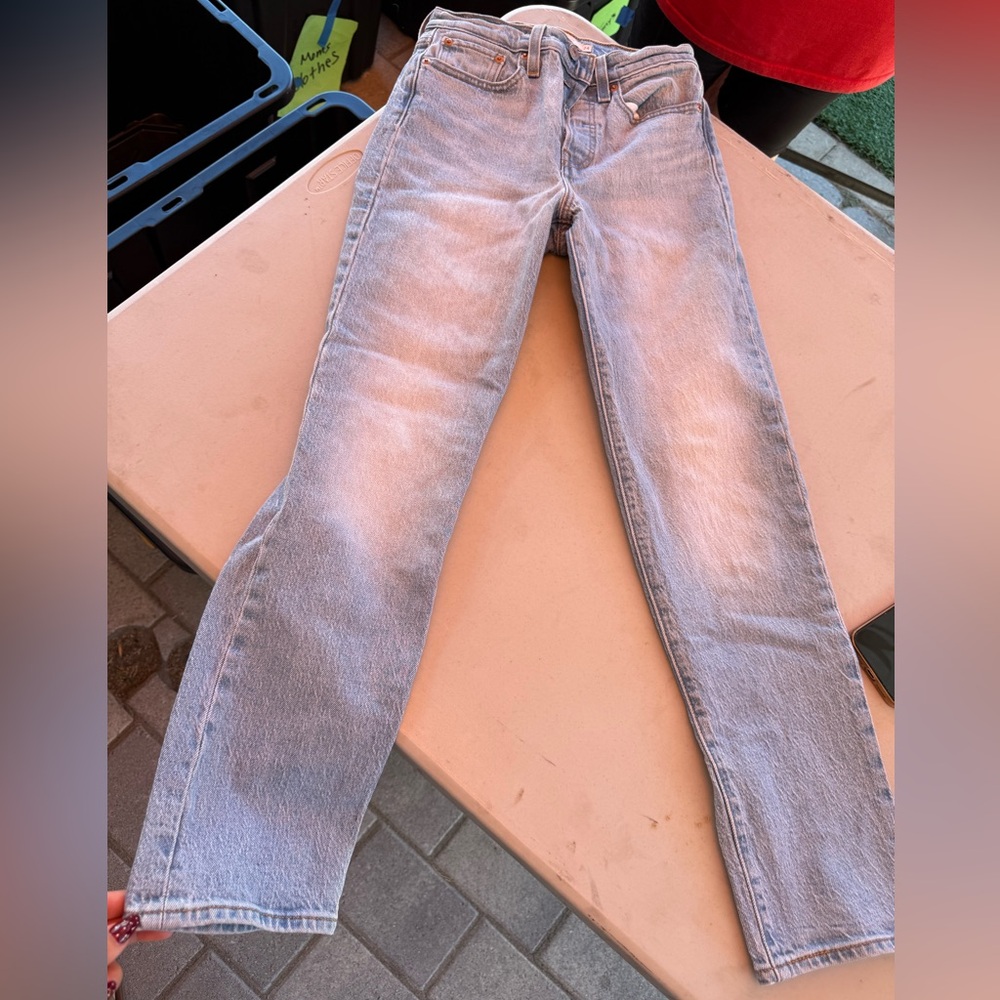 Levi’s wedgie straight jeans